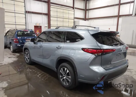 2021 Toyota Highlander Hybrid Xle from USA, damaged, VIN 5TDHBRCH1MS023857